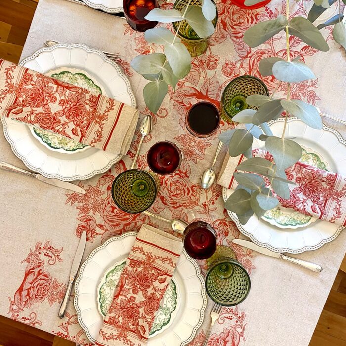 Mantel junto con servilletas, juego Toile Rojo